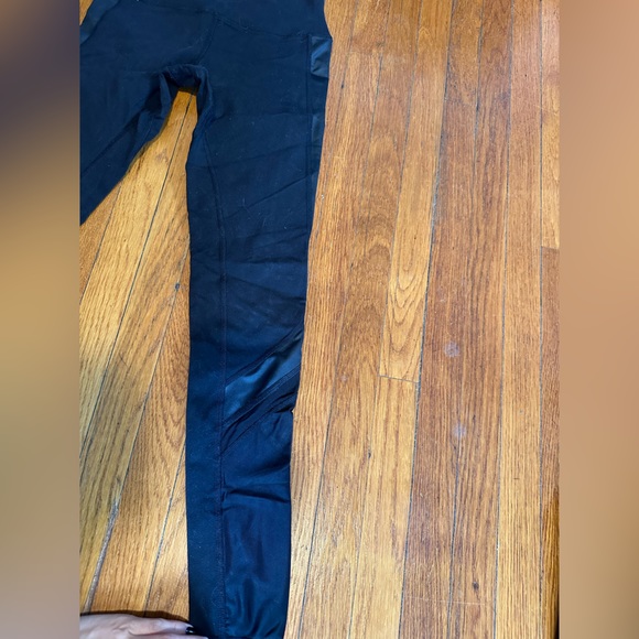 Alo Yoga mesh detail leggings - Picture 3 of 5